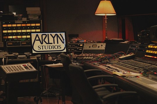 Arlyn Studios
