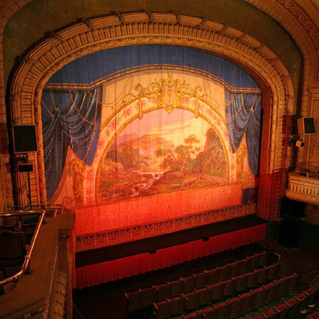 The Paramount Theatre fire curtain