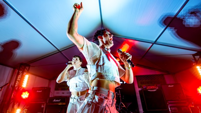 Faux Real at the British Music Embassy Showcase – SXSW 2024 – Photo by David Brendan Hall Faux Real at the British Music Embassy Showcase – SXSW 2024 – Photo by David Brendan Hall