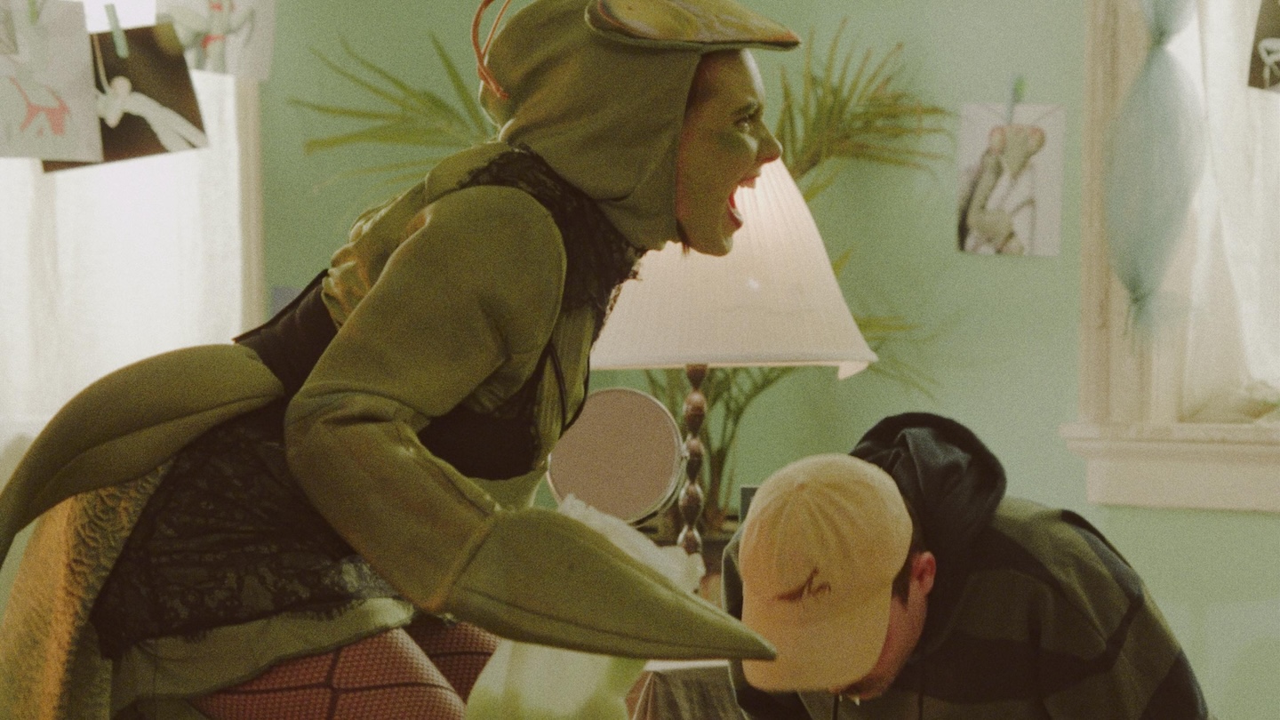 Mantis Stream! Like & Subscribe – MIDNIGHT SHORT COMPETITION – 2026 SXSW Film & TV Festival